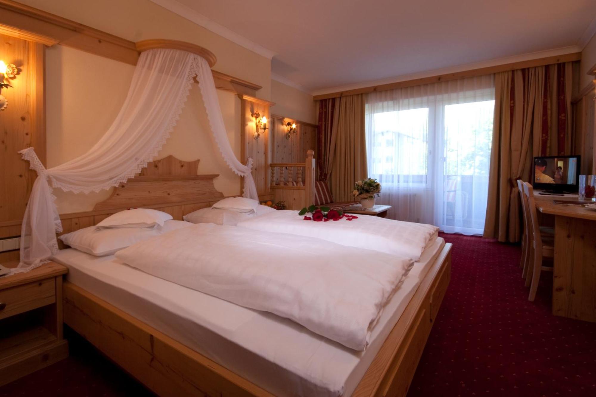 Hotel Seefelderhof Зеефелд в Тирол Екстериор снимка