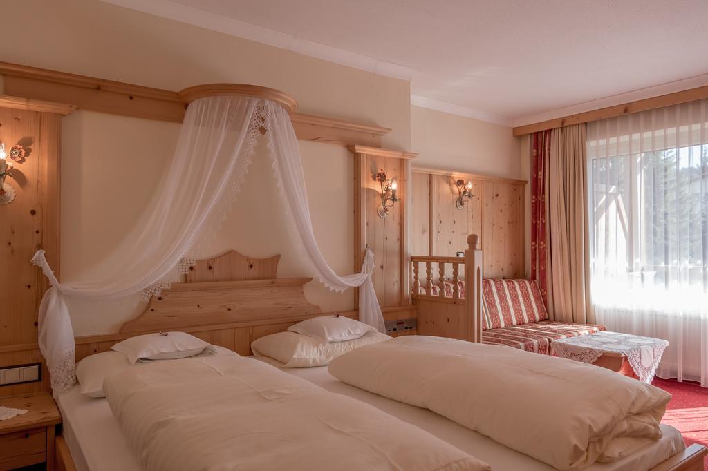 Hotel Seefelderhof Зеефелд в Тирол Екстериор снимка